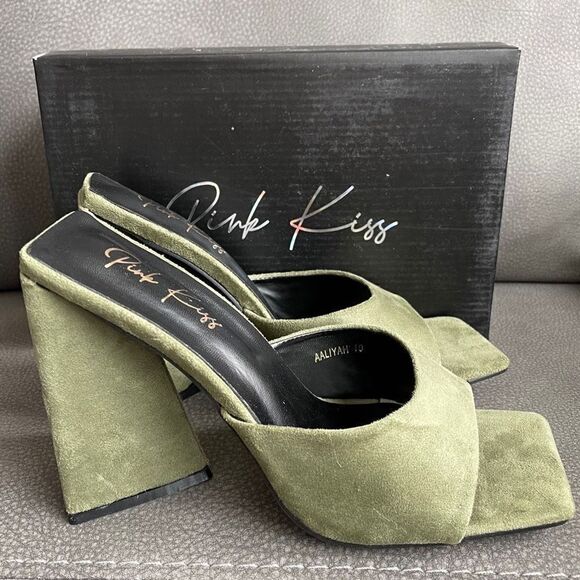 Pink Kiss Aaliyah Heels - Picture 2 of 3
